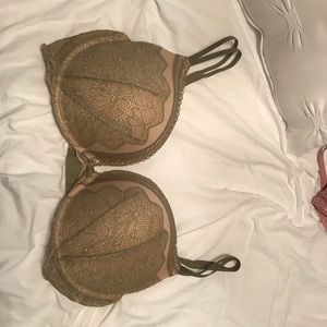 Victoria secret push up bra